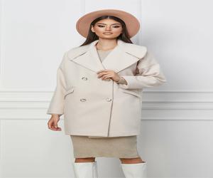 Palton Moze ivory oversize